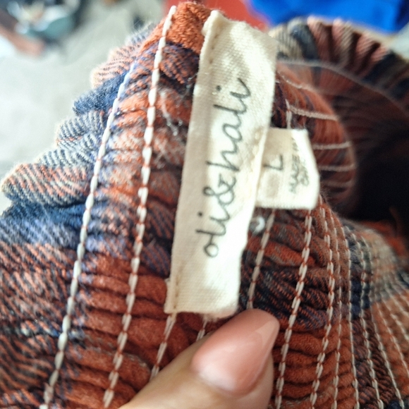 Oli and Hali “ Whittier 2 “ Washed Smocked Skort Size Large NEW - Picture 5 of 6